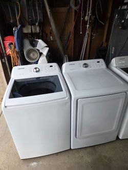 SAMSUNG WASHER AND ELECTRIC DRYER