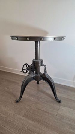 Four Hands Element Crank 22 End Table IELE-E22
