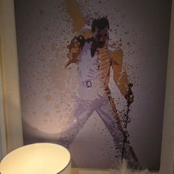 Queen CANVAS