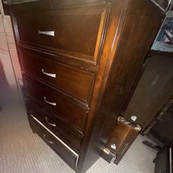 7 Piece Bedroom furniture-King Size 