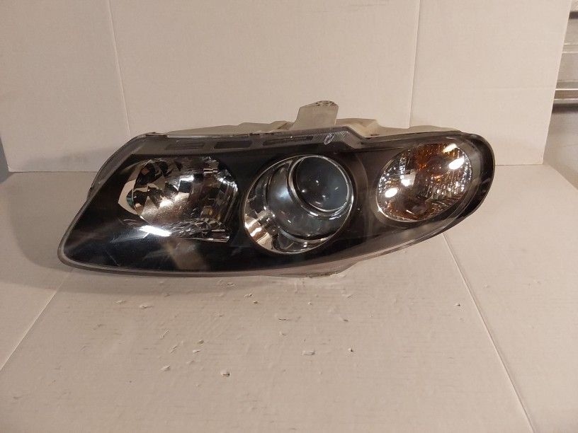 2004 2006 Pontiac GTO (L) Headlight