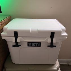 Yeti Roadie 20 Cooler 