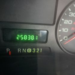 2005 Ford F350 V8 DIESEL