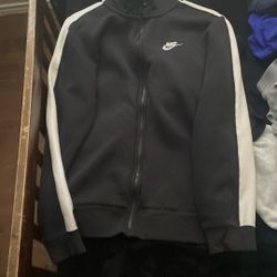 Nike Sweater 