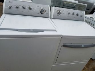 Washer and dryer good condition