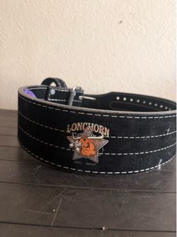 TITAN longhorn lifting belt size M