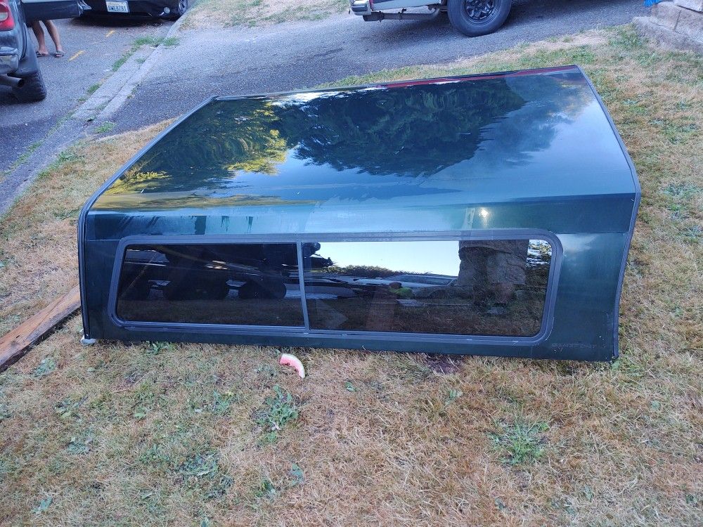 Gem Top Truck Canopy Came Off Silverado 69x79