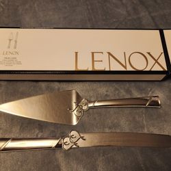 Lennox Wedding Cake Cutting Set