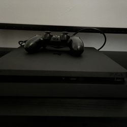 PS4 Slim 1TB