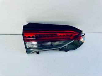 2019–2024 Toyota RAV4 Left Side Tail Light Trunk Lid 81590-0R06000