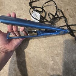 Flat Iron Babyliss Pro 