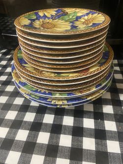 Fine China Farberware Plates