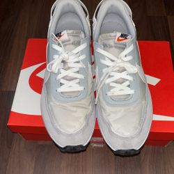 Nike Waffle Debut