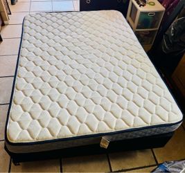 Full Size Mattress With Box and Rails