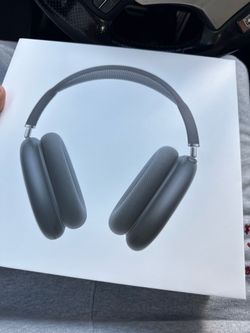 AirPod Max (latest model )