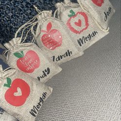 Burlap gift bag