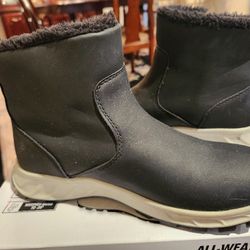KHOMBU BOOTS SIENNA SIZE 8 