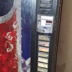 Vendo Pepsi Machine