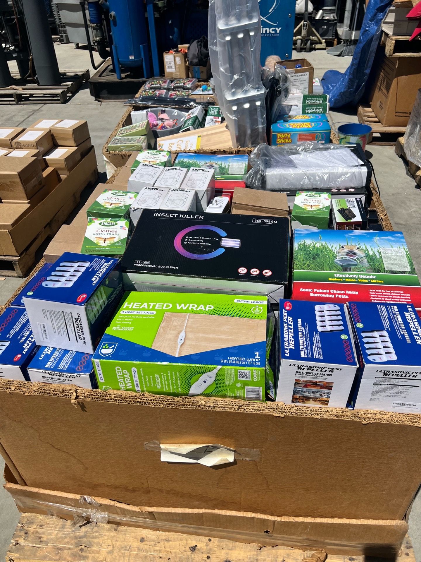 Pallet of household items $300.00