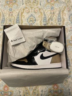Air Jordan 1 Retro GOLD TOE