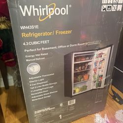 4.3 Refrigerator/freezer