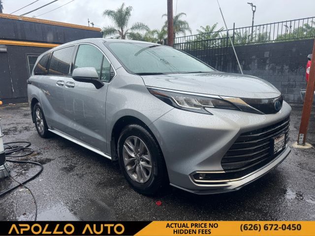2023 Toyota Sienna
