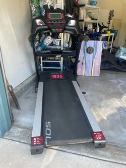 Treadmill - Sole F80 needs new belt motor Make An Offer