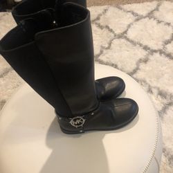 Michael Kors Grils Boots Size 1 Tall Ones 
