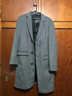 Zara Men’s Long Trench Coat (L)