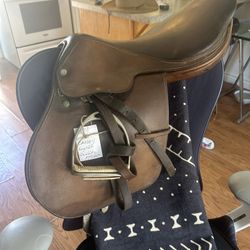Crosby Saddle 