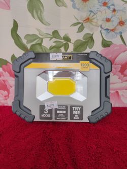 Utility Light 1200 Lumens 3 Modes