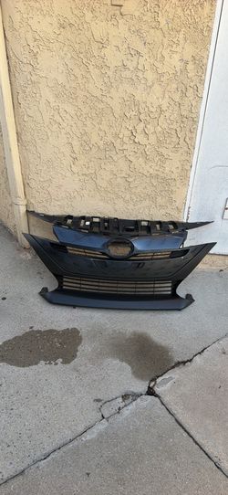 2017-2022 Toyota Prius Prime  Front Grille OEM