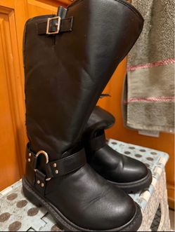 Girl boots