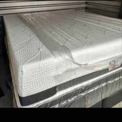 King bed  can deliver new