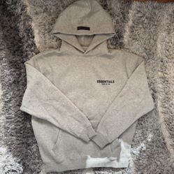 Brand new Fear of God Essentials sweatpants in Dark Oatmeal.  • Size: Large (L) • Color: Dark Oatmeal / Dark Grey • Condition: New / Never worn • 100%