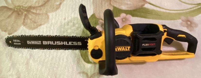 Dewalt DEWALT 60V MAX 16in. (just Tool ) Brushless Cordless Battery Powered Chainsaw,