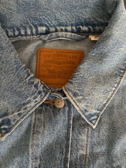 Levi’s women’s denim jacket