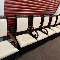 Set Of 8 Broyhill Dining Chairs 