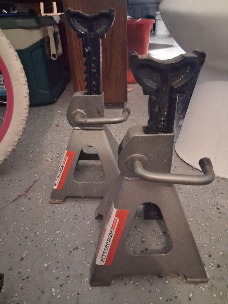 3 Ton Jack Stands