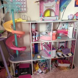 LOL Doll House