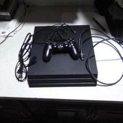 Ps4 Pro With Controller And Ufc3 Game