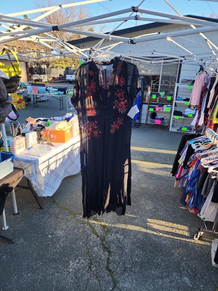 T ROSE 2 PIECE DRESS BEAD WORK NEW