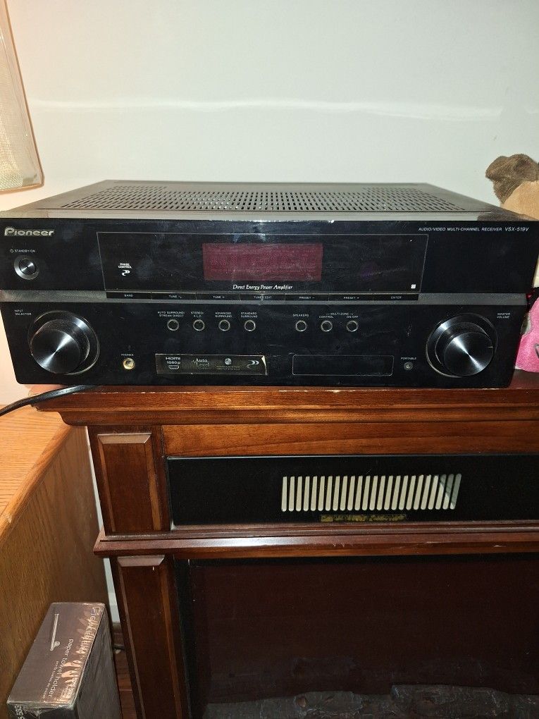 Pioneer Audio/Video Multi-Channel Receiver VSX-519V