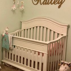 Dolce Babi 4-1 convertible crib (I think Naples collection) 