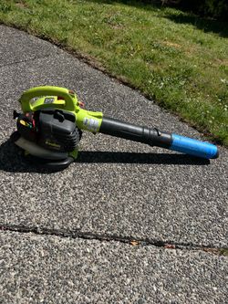 Poulan 25cc 200MPH Gas Leaf Blower