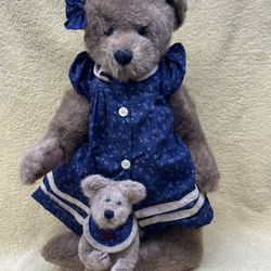Boyd’s Bear Plush’s “Jocelyn Thisetleberry & Carson T Bibbly”