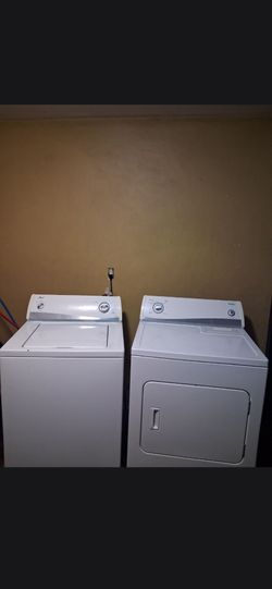 Amana Washer And Dryer Set