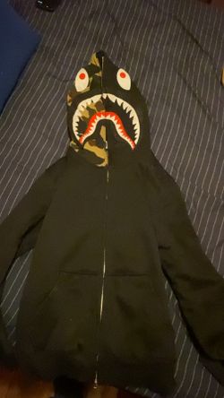 Black bape hoodie size small