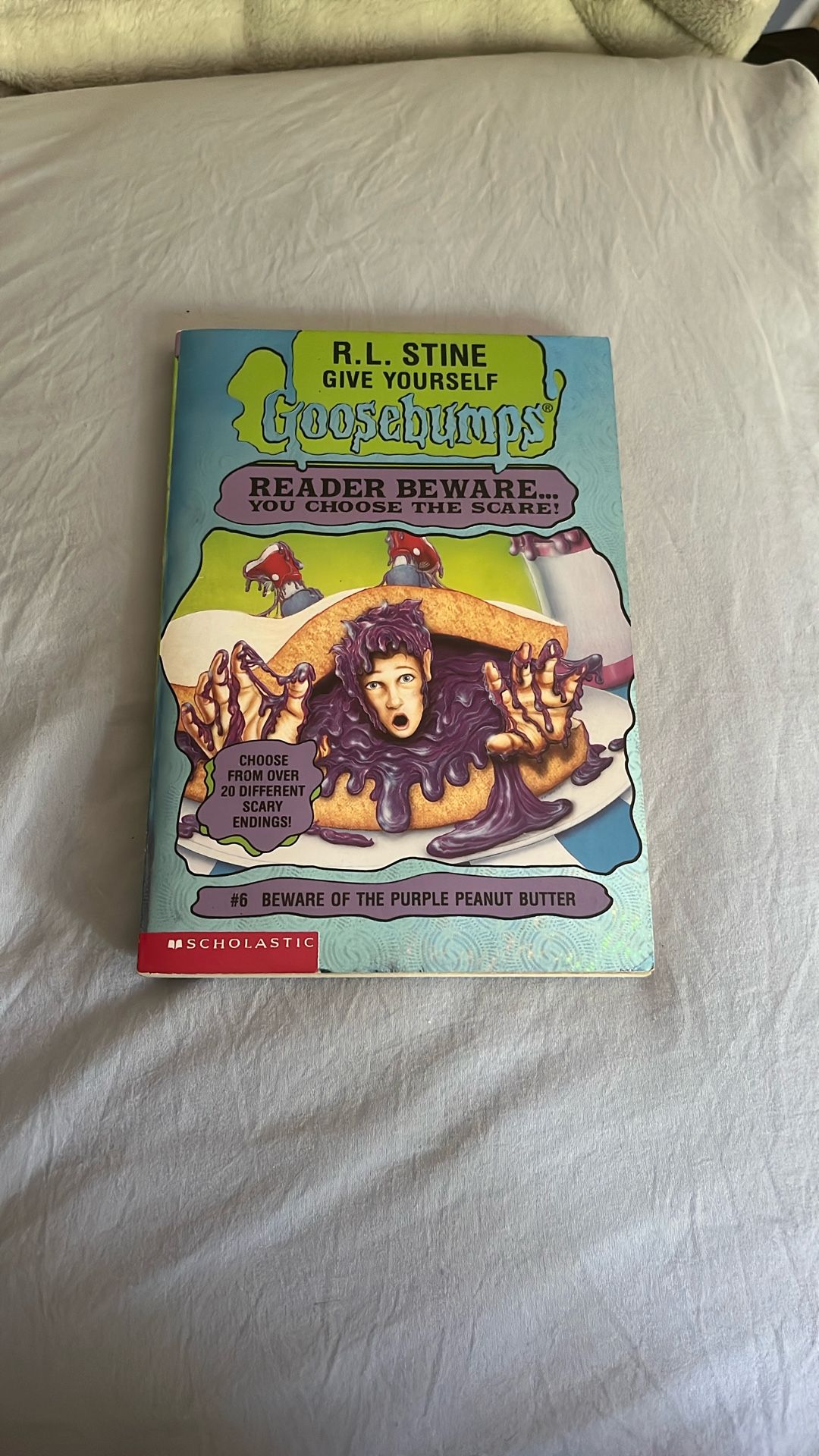90s Vintage R.L. Stine Give Yourself “GOOSEBUMPS”