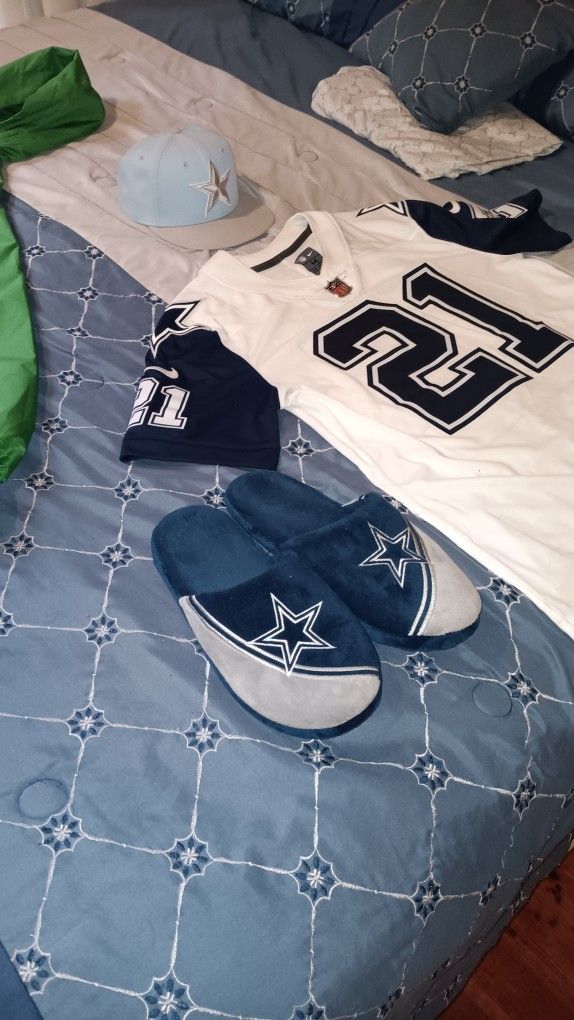 Cowboys Jersey With Baby Blue Hat And Cowboys Slippers